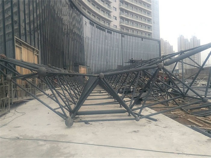 霍州万豪酒店雨棚网架